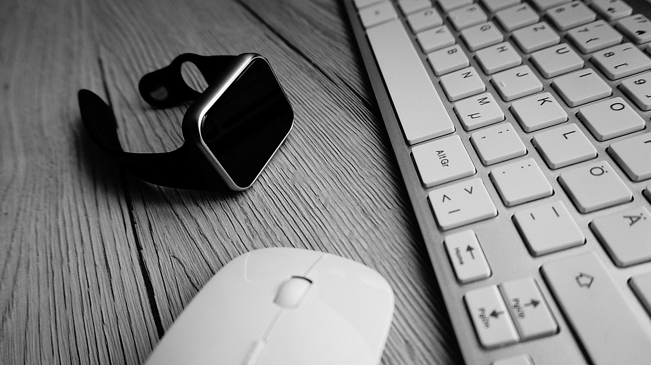 629在智能手表磁吸充电中的应用pg电子试玩网站免费霍尔元件DH(图2) 629在智能手表磁吸充电中的应用pg电子试玩网站免费霍尔元件DH(图2)